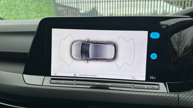 Volkswagen Golf 1.5 eTSI R-Line 5dr DSG Petrol Hatchback